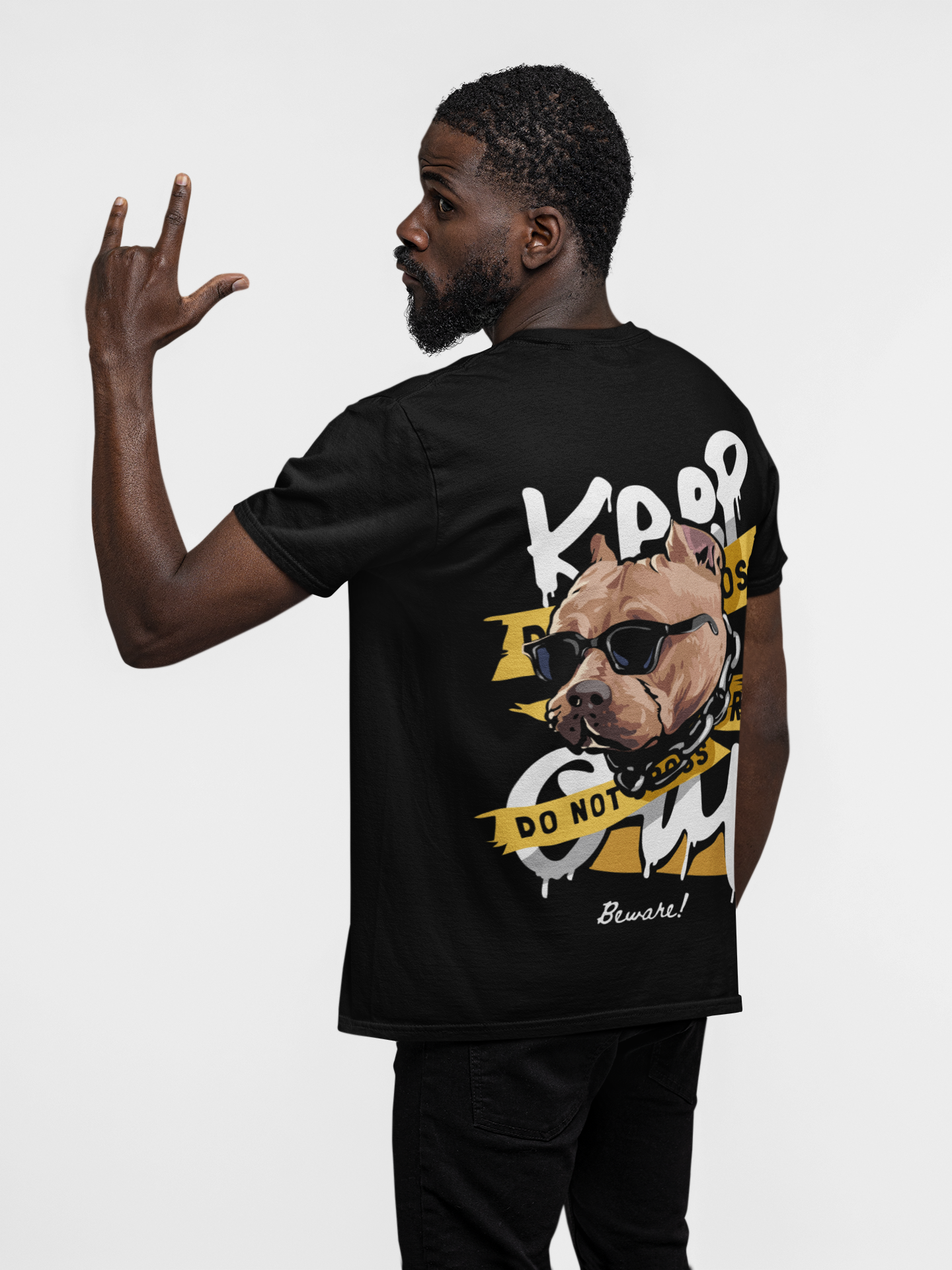 Keep Out - Regular Fit T-shirt